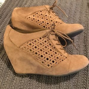 Size 10 Bootie Wedges
